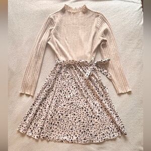 Beige Floral Knit Sweater Dress with Belt XXL